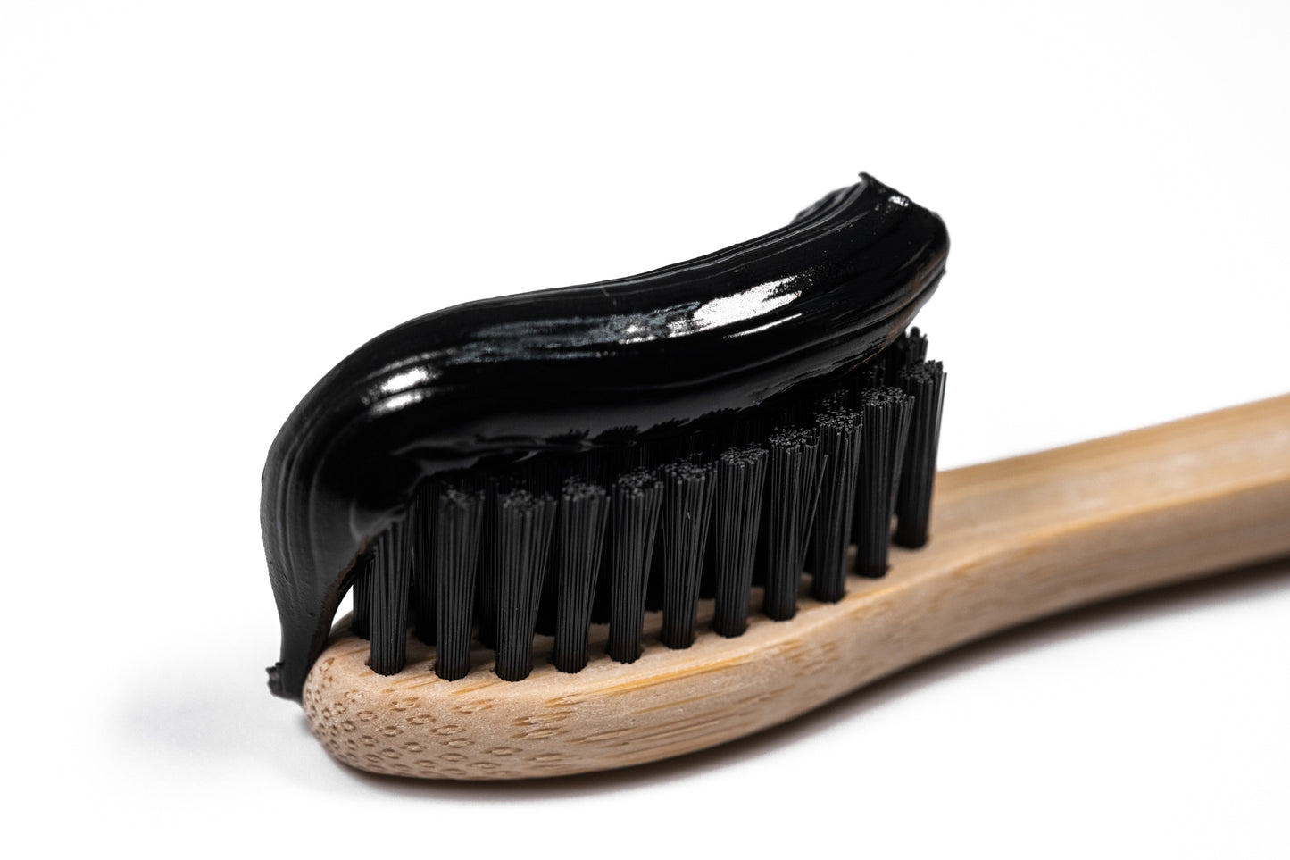 Ninon Charcoal Toothpaste 6.5 oz | NinonUSA