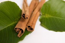 Cinnamon Leaf Oil (100% Natural)